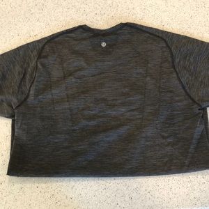 Lululemon metal vent tee